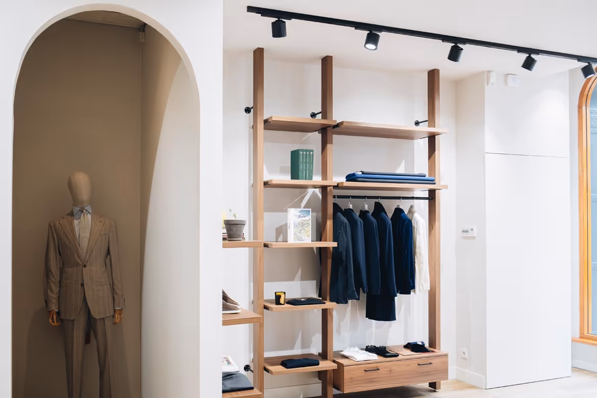 overview van de winkel voor jouw trouwpak op maat