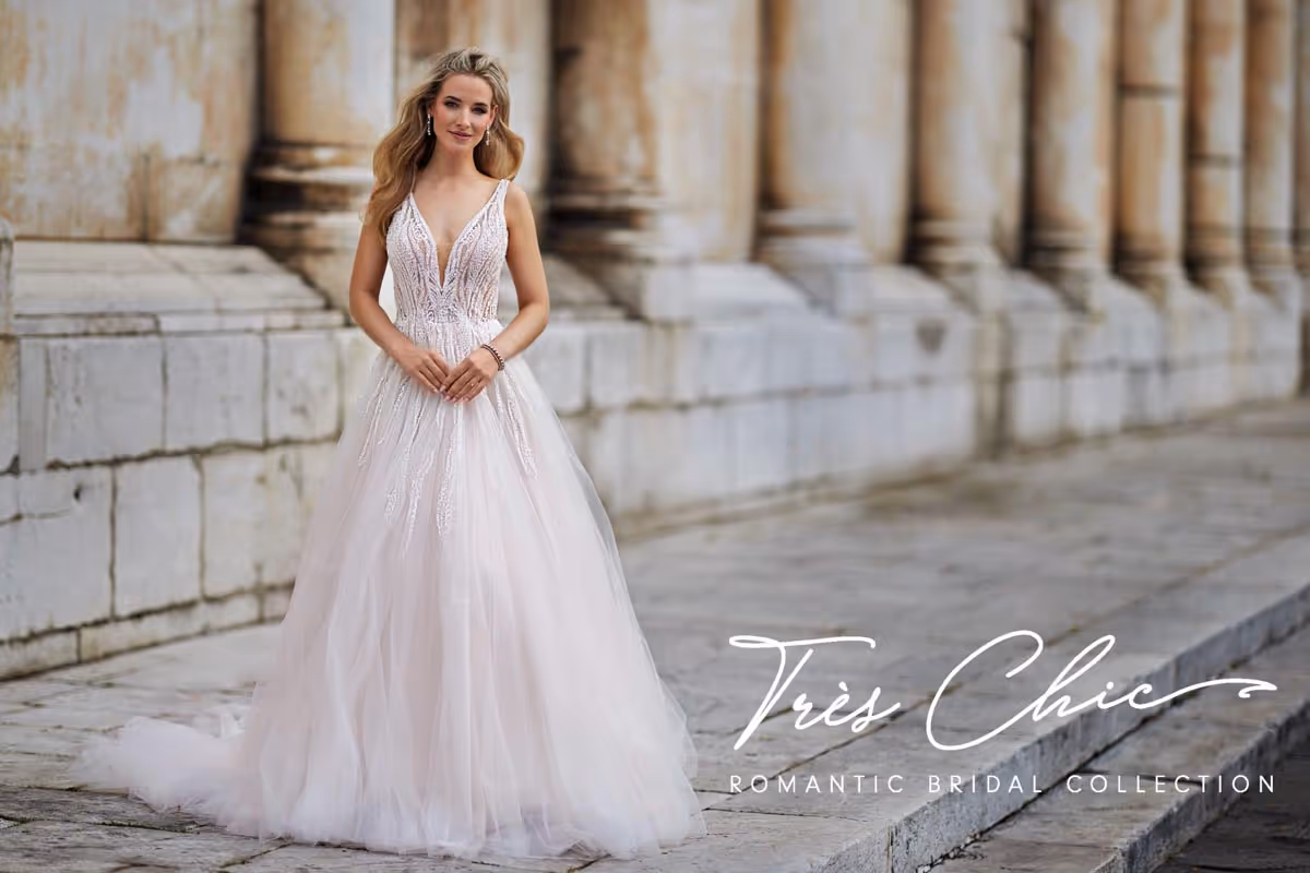 trouwjurk van de Romantic Collection by Tres Chic